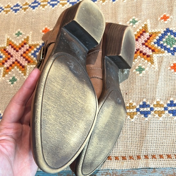 Lucky Brand Brown Buckle strapped Bootie Size 9.5. - Picture 5 of 6